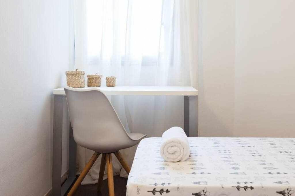 Apartamento Para 4 Con Terraza En El Centro Girona Exterior foto